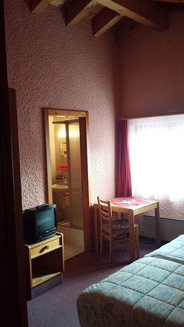 Imagen de la habitación del Hotel Restaurant du Cr&ecirc;t. Foto 13