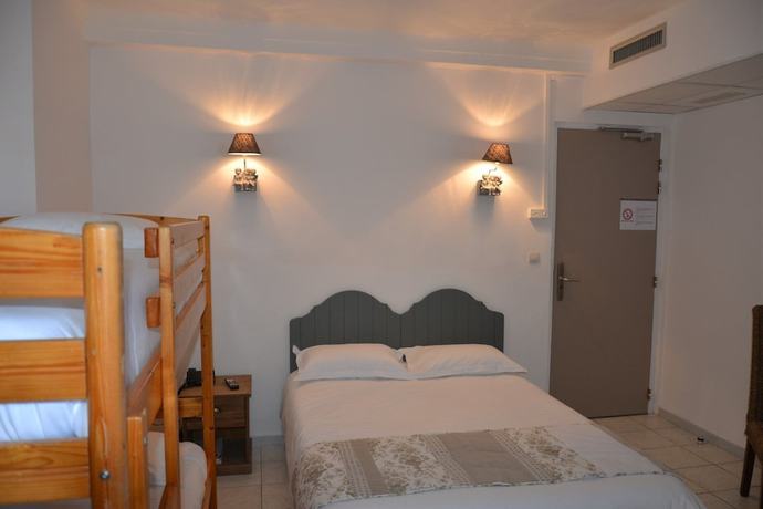 Imagen de la habitación del Hotel Restaurant le Bellevue, Propriano. Foto 6