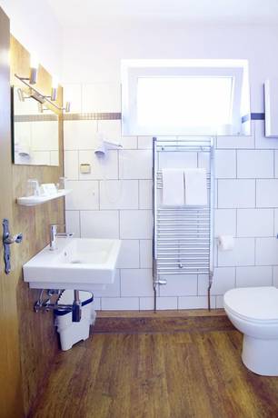 Imagen de la habitación del Hotel Restaurant zur Linde. Foto 17