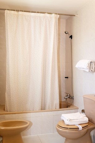 Imagen de la habitación del Hotel Restaurante Altabella. Foto 17