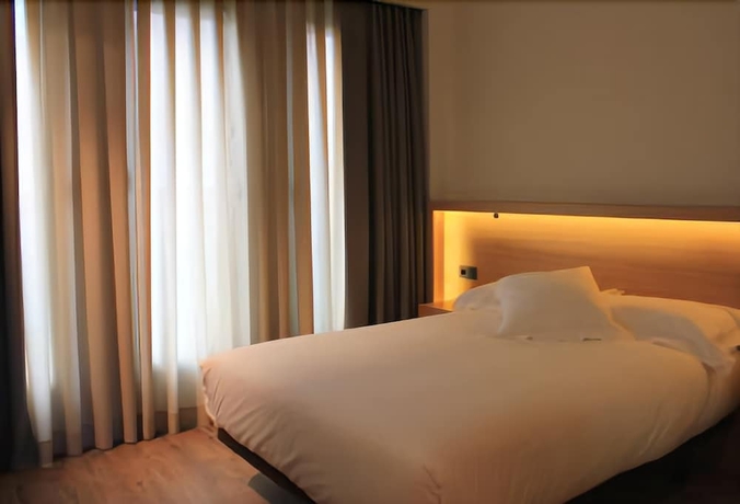 Imagen de la habitación del Hotel Restaurante Araba. Foto 2