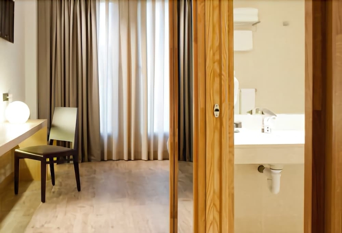 Imagen de la habitación del Hotel Restaurante Araba. Foto 16