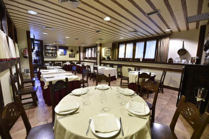 Imagen del bar/restaurante del Hotel Restaurante Batzarki. Foto 2