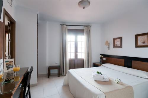 Imagen general del Hotel Restaurante Blanco Y Verde. Foto 5