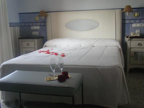 Imagen de la habitación del Hotel Restaurante Boabdil. Foto 9