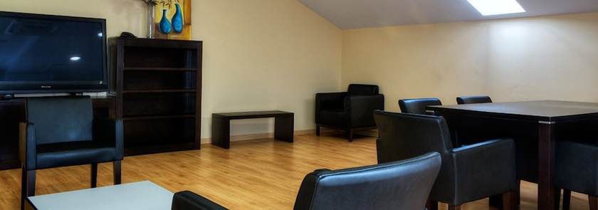 Imagen de los interiores del Hotel Restaurante Bruma. Foto 13