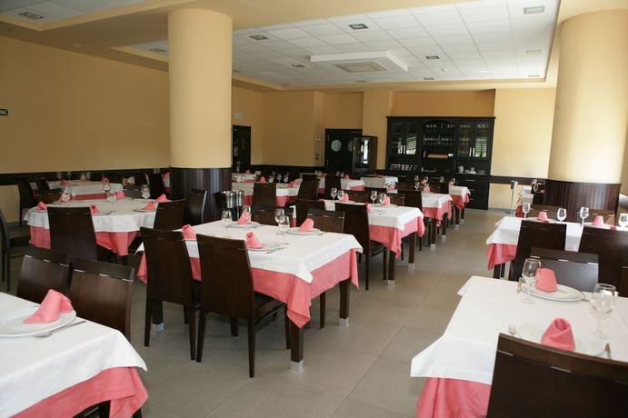 Imagen del bar/restaurante del Hotel Restaurante Bruma. Foto 4