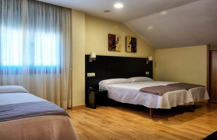 Imagen de la habitación del Hotel Restaurante Bruma. Foto 10