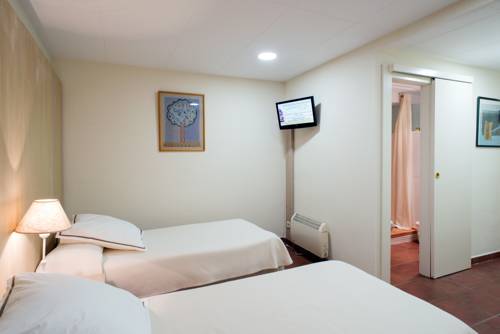 Imagen de la habitación del Hotel Restaurante Capri. Foto 5