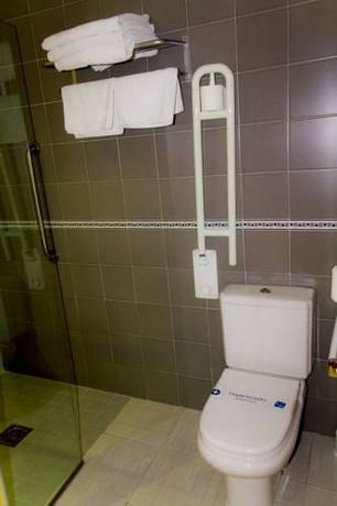 Imagen de la habitación del Hotel Restaurante Caracho. Foto 9