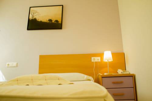 Imagen de la habitación del Hotel Restaurante Caracho. Foto 12