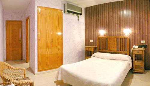 Imagen de la habitación del Hotel Restaurante Carvajal. Foto 9