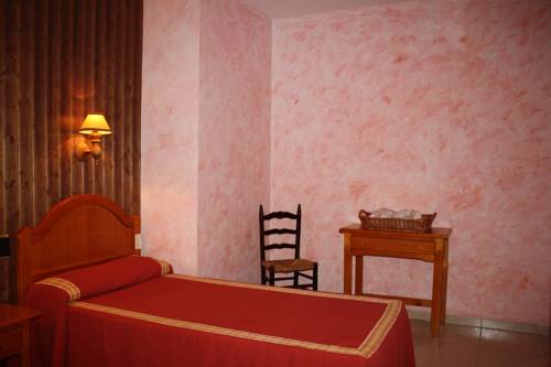 Imagen de la habitación del Hotel Restaurante Carvajal. Foto 13