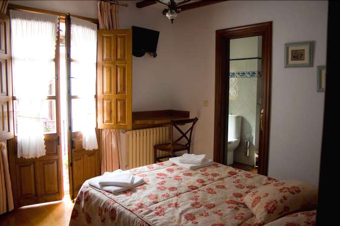 Imagen de la habitación del Hotel Restaurante Casa Cayo. Foto 4