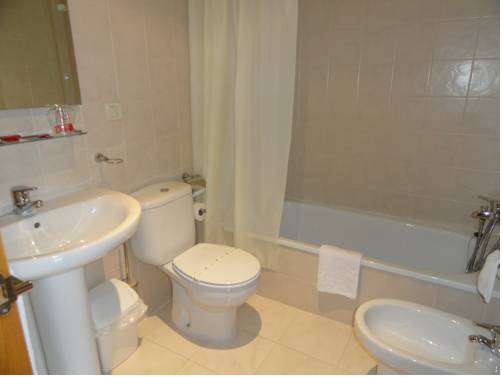 Imagen de la habitación del Hotel Restaurante Casa Petronila. Foto 4