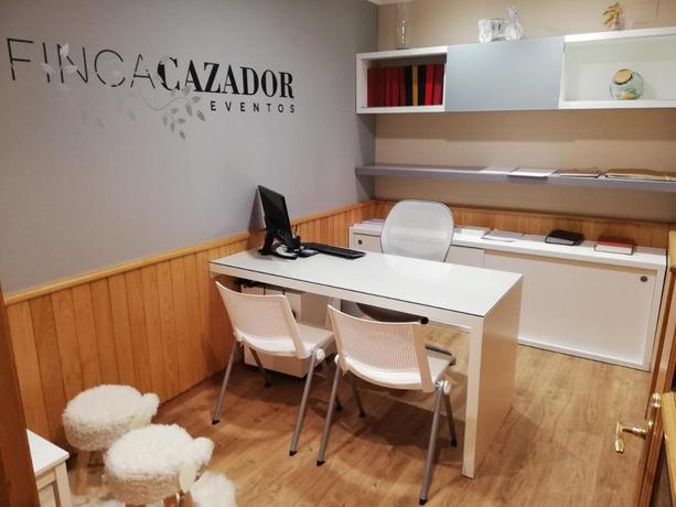 Imagen de los interiores del Hotel Restaurante Cazador. Foto 9