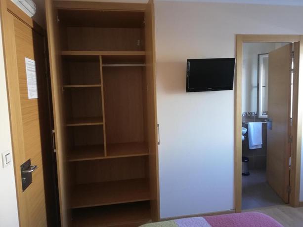 Imagen de la habitación del Hotel Restaurante Cazador. Foto 2