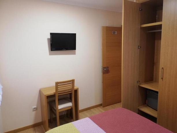 Imagen de la habitación del Hotel Restaurante Cazador. Foto 3