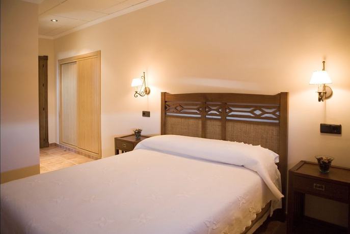 Imagen de la habitación del Hotel Restaurante Cerrillo De San Marcos. Foto 3