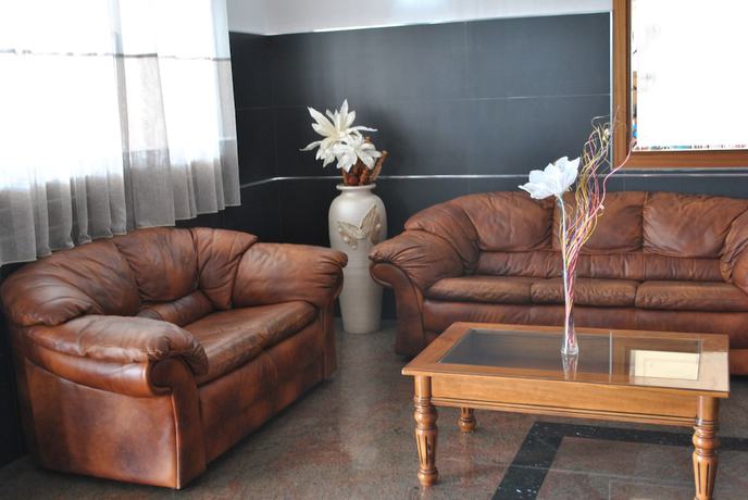 Imagen de los interiores del Hotel Restaurante Dama De Baza. Foto 14