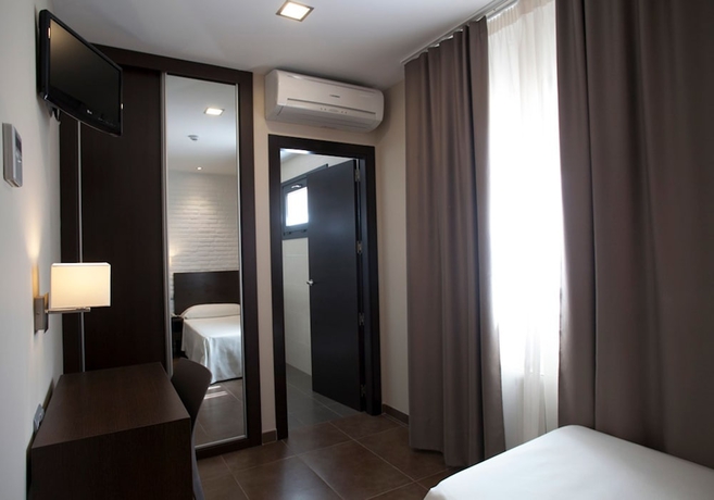 Imagen de la habitación del Hotel Restaurante El Corte. Foto 9