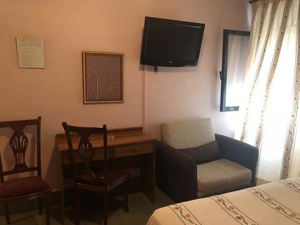 Imagen de la habitación del Hotel Restaurante El Cortijo de Miajadas. Foto 12