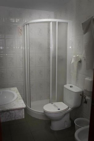 Imagen de la habitación del Hotel Restaurante El Cortijo de Miajadas. Foto 17