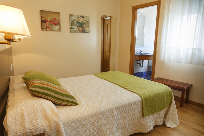 Imagen de la habitación del Hotel Restaurante Elisardo. Foto 2