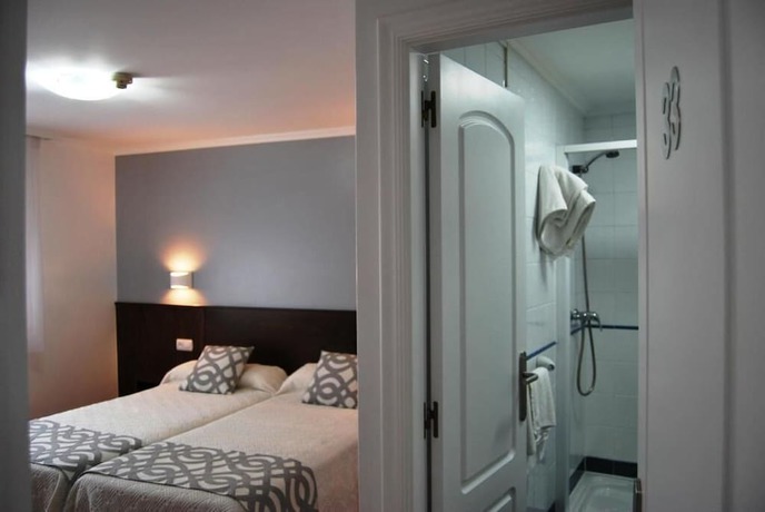 Imagen de la habitación del Hotel Restaurante Elisardo. Foto 4