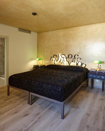 Imagen de la habitación del Hotel Restaurante Galeria Essentia. Foto 4