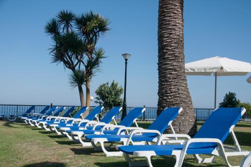 Imagen de los exteriores del Hotel Restaurante Glasgow. Foto 5