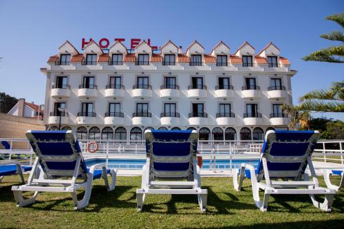 Imagen de los exteriores del Hotel Restaurante Glasgow. Foto 6