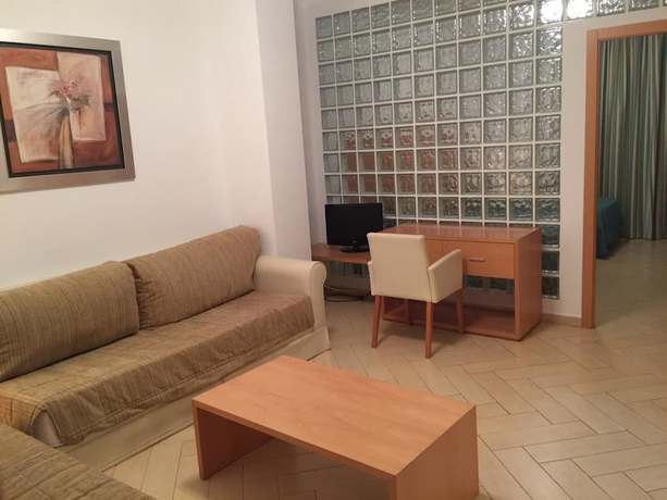 Imagen de la habitación del Hotel Restaurante Kika. Foto 9