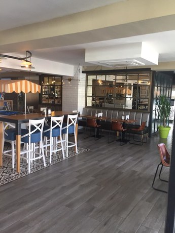 Imagen del bar/restaurante del Hotel Restaurante Kika. Foto 3