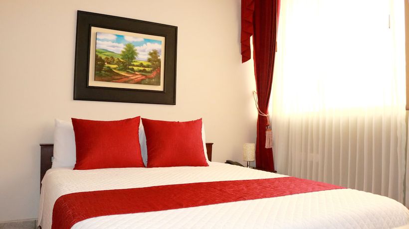 Imagen de la habitación del Hotel Restaurante LA HABANA. Foto 7