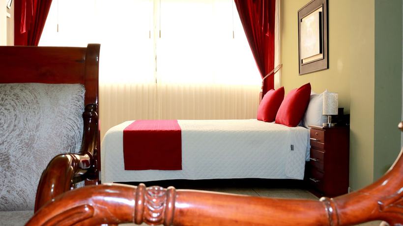 Imagen de la habitación del Hotel Restaurante LA HABANA. Foto 12