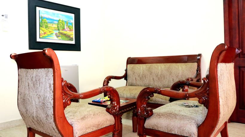 Imagen de la habitación del Hotel Restaurante LA HABANA. Foto 15