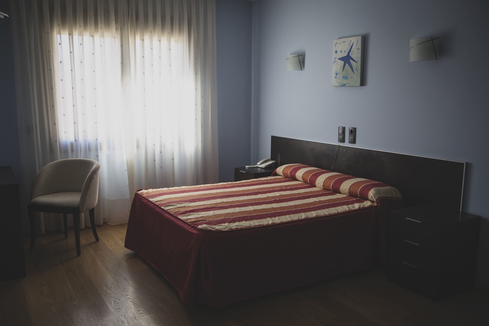 Imagen de la habitación del Hotel Restaurante La Bodega. Foto 8