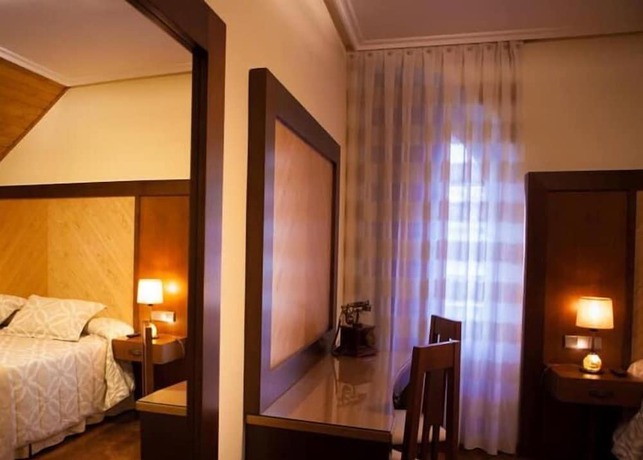 Imagen de la habitación del Hotel Restaurante La Casilla. Foto 6