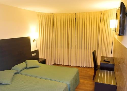 Imagen general del Hotel Restaurante La Peseta. Foto 7