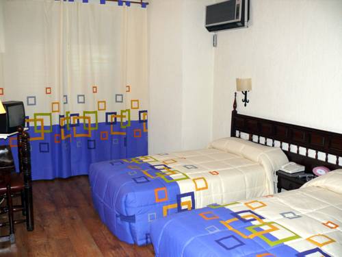Imagen de la habitación del Hotel Restaurante Las Galias. Foto 8