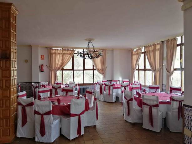 Imagen del bar/restaurante del Hotel Restaurante Las Pedrizas. Foto 4