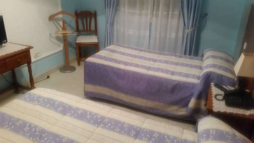 Imagen de la habitación del Hotel Restaurante Los Molinos. Foto 11