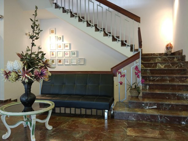 Imagen de los interiores del Hotel Restaurante Los Rosales. Foto 19