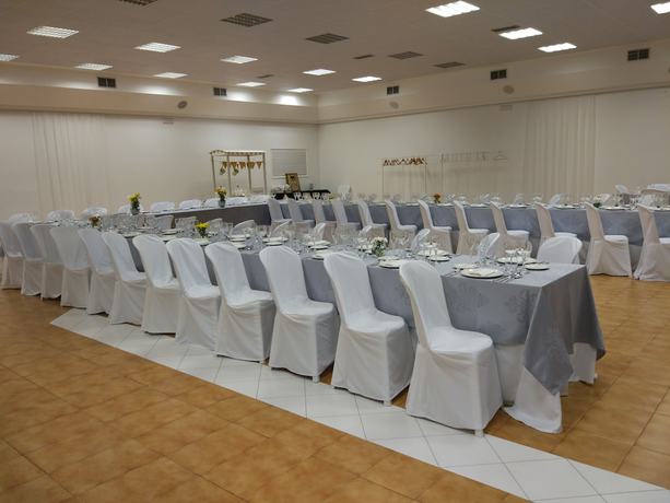 Imagen del bar/restaurante del Hotel Restaurante Los Rosales. Foto 5