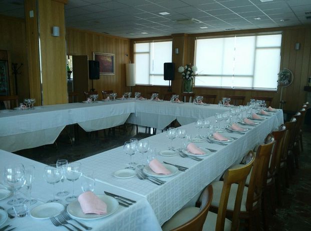 Imagen del bar/restaurante del Hotel Restaurante Los Rosales. Foto 7