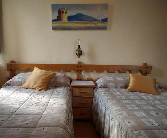 Imagen general del Hotel Restaurante Luc&iacute;a. Foto 3