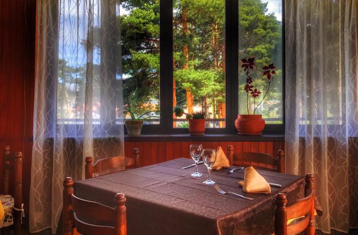 Imagen general del Hotel Restaurante Luc&iacute;a. Foto 4