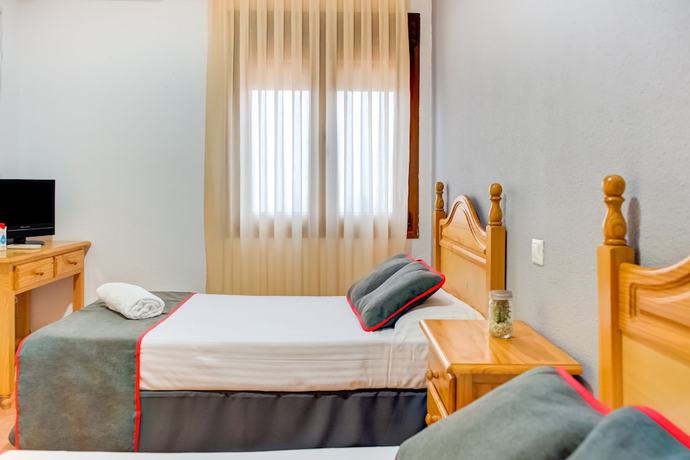 Imagen de la habitación del Hotel Restaurante MR. Foto 14