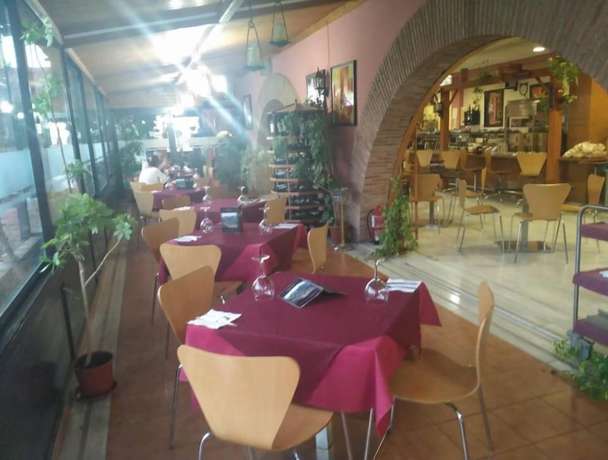 Imagen del bar/restaurante del Hotel Restaurante Mirasierra. Foto 6